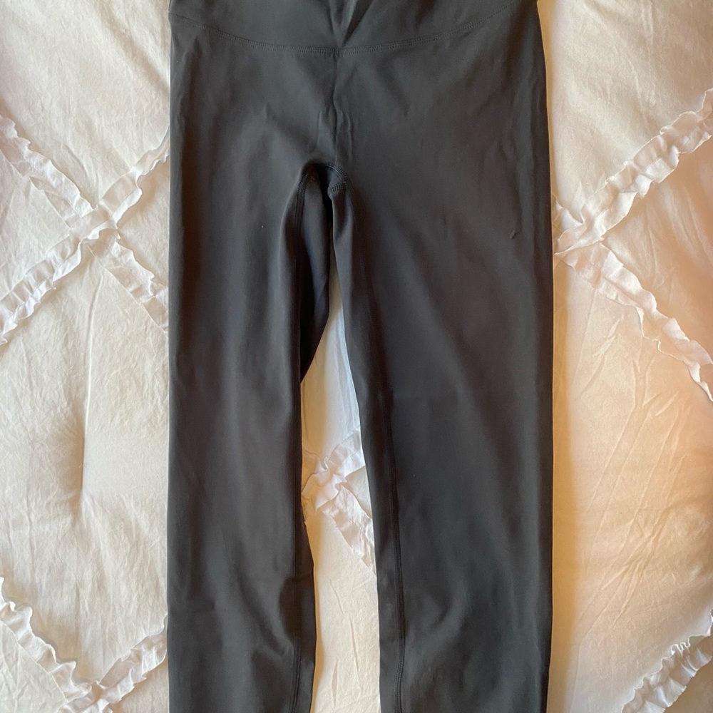 NEVER WORN grey lavento leggings